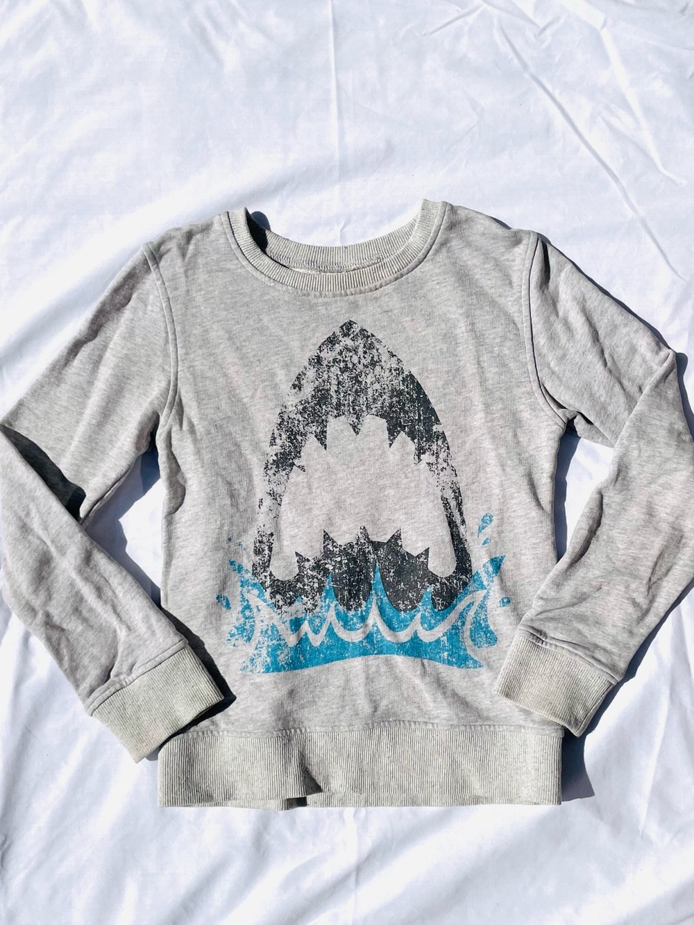 Appaman Boys Shark Graphic Sweatshirt, Size 7